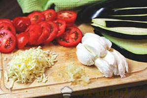 Keptas baklažanas su pomidorais ir sūriu
