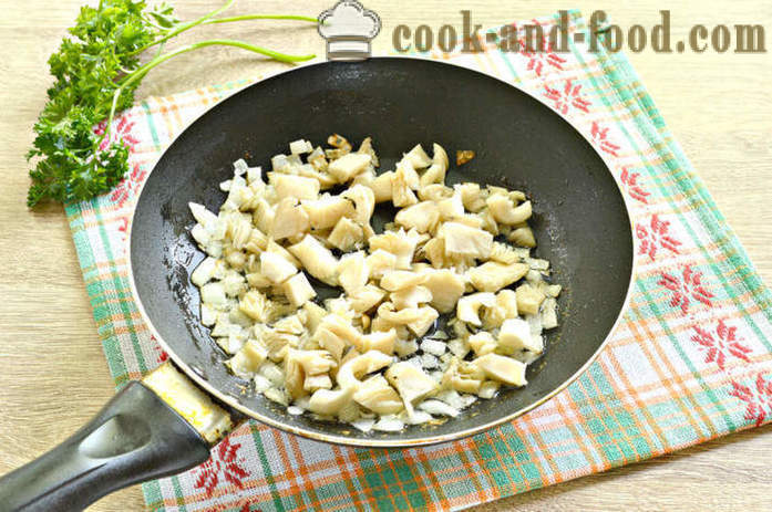 Bulvės su grybais grietinės - kaip virti grybus su bulvėmis ir grietine keptuvėje, su po žingsnio receptas nuotraukomis žingsnio