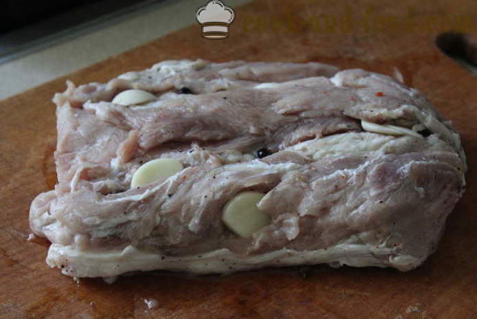 Pagrindinis kepti orkaitėje - kaip virti kiaulienos kepsnys kiaulienos folijoje, su po žingsnio receptas nuotraukomis žingsnio