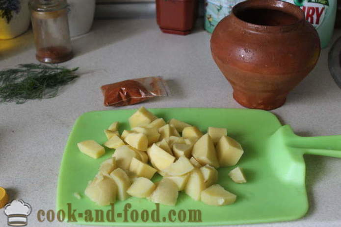 Bulvės orkaitėje puodą - kaip skanus keptos bulvės į puodą, su po žingsnio receptas nuotraukomis žingsnio