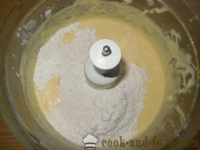 Paprasta keksas su kondensuotu pienu orkaitėje - kaip iškepti keksiukų kondensuotu pienu, žingsnis po žingsnio receptas nuotraukomis