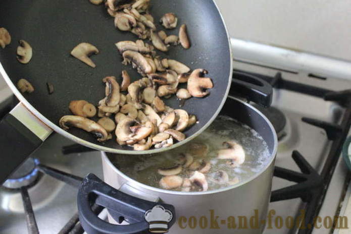 Čekijos bulvių sriuba su grybais - kaip virėjas Čekijos sriuba su grybais, žingsnis po žingsnio receptas nuotraukomis