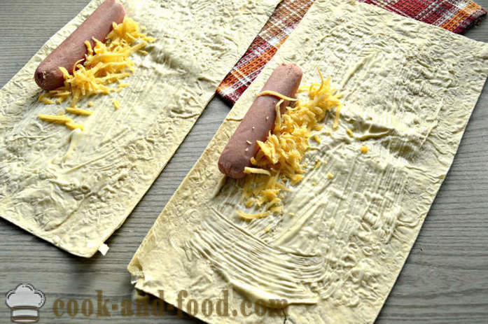Dešrelės pita duona su sūriu ir majonezu - kaip padaryti, kad dešra pita duonos, žingsnis po žingsnio receptas nuotraukomis