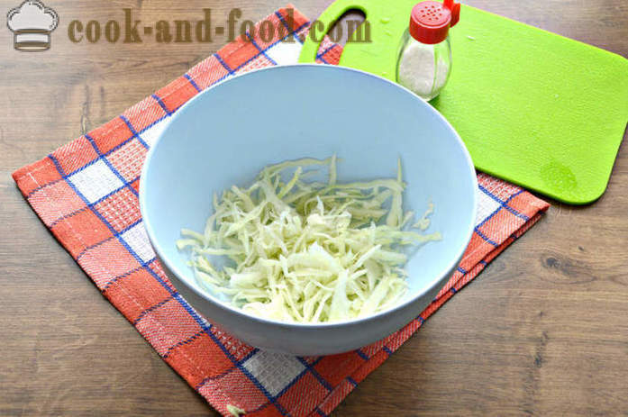 Salotos daikon ridikėliai ir morkų, obuolių ir kopūstų - Kaip paruošti daikon ridikėliai ir sviesto salotos, su po žingsnio receptas nuotraukomis žingsnio