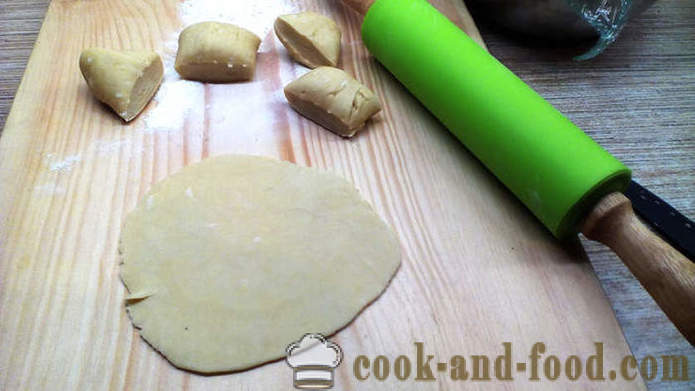 Totorių pyragėliai su mėsa ir bulvių ant kefyro - kaip virėjas pyragai su kefyro orkaitėje, su po žingsnio receptas nuotraukomis žingsnio