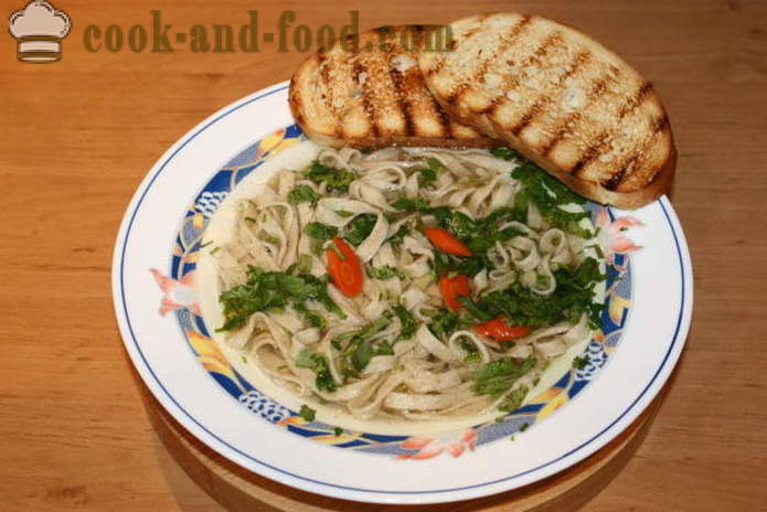 Vištienos makaronų sriuba namuose - kaip virėjas sriuba su naminiais makaronais, žingsnis po žingsnio receptas nuotraukomis