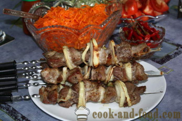 Kebabas iš elektroshashlychnitsy kiaulienos sprandinė - kaip virti kebabai į elektroshashlychnitsy, žingsnis po žingsnio receptas nuotraukomis