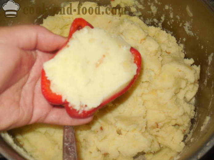 Pipirai įdaryti bulvių koše ir keptomis orkaitėje - kaip virėjas įdaryti pipirai su bulvėmis ir sūriu, su po žingsnio receptas nuotraukomis žingsnio