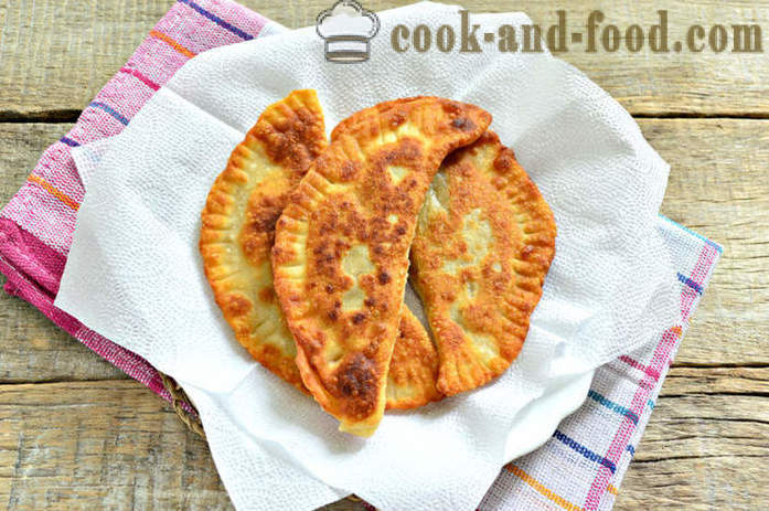 Saldaus pyragėliai - kaip virėjas namų Čeburekas, žingsnis po žingsnio receptas nuotraukomis