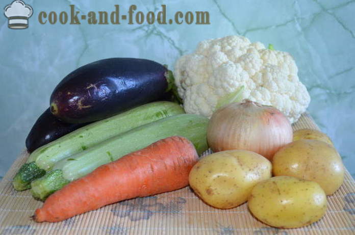 Daržovių troškinys su bulvių ir cukinijos - kaip virėjas daržovių troškinys su bulvėmis, cukinijomis, baklažanų ir žiediniai kopūstai, žingsnis po žingsnio receptas nuotraukomis