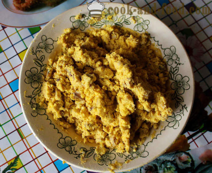 Įdaryti kiaušinio trynys ir sardinių kaip padaryti įdaryti kiaušiniai su konservų, žingsnis po žingsnio receptas nuotraukomis
