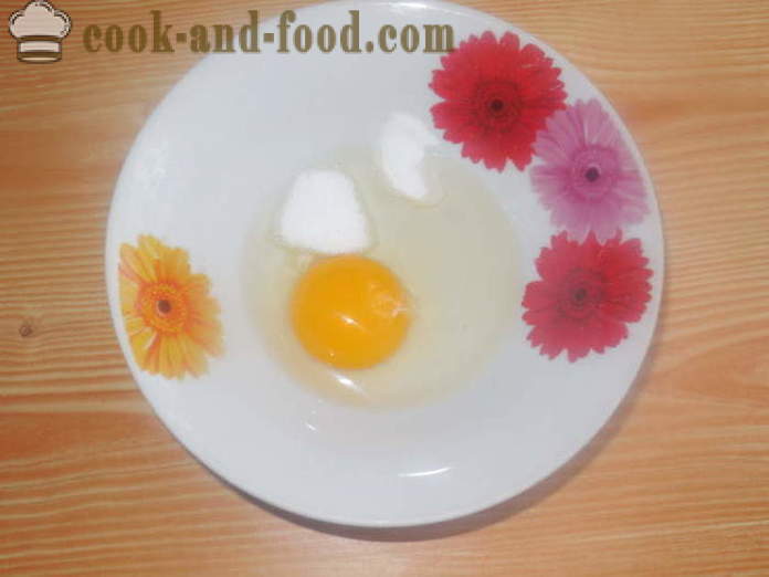 Tešla už koldūnai kiaušinio serume - Kaip maišyti tešlą į koldūnai, žingsnis po žingsnio receptas nuotraukomis