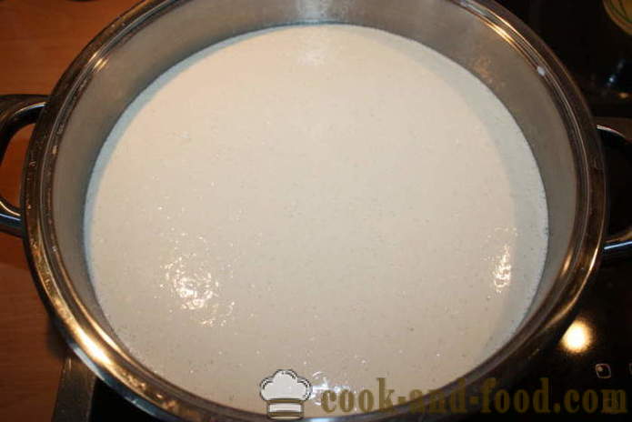 Velykų pyragas su migdolais ir razinomis, pienas - Kaip iškepti tortą orkaitėje, su po žingsnio receptas nuotraukomis žingsnio