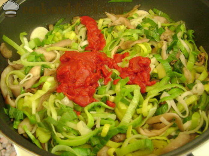 Makaronai grietinėlės padaže su grybais, poro ir pomidorų - kaip virėjas grybai su makaronais skanus, su po žingsnio receptas nuotraukomis žingsnio