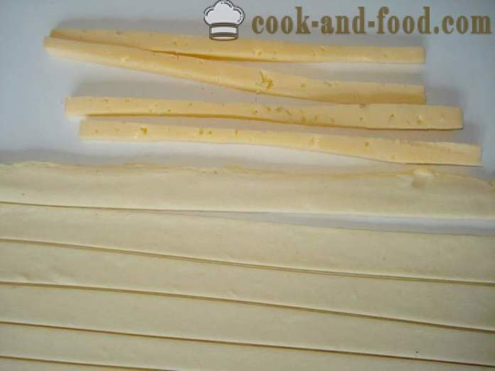 Naminis sūris sluoksniuotos tešlos lazdelės su alaus - kaip virėjas sūrio lazdelės namuose, žingsnis po žingsnio receptas nuotraukomis