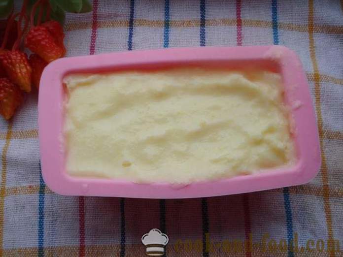 Naminis ledai pagaminti iš pieno su krakmolo - kaip padaryti, kad ledų ledai namuose, žingsnis po žingsnio receptas nuotraukomis