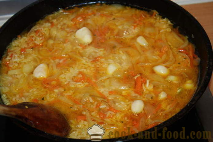 Skanus garnyrą ryžių su morkomis, svogūnais ir česnaku - kaip virėjas skanus garnyras ryžiai, žingsnis po žingsnio receptas nuotraukomis