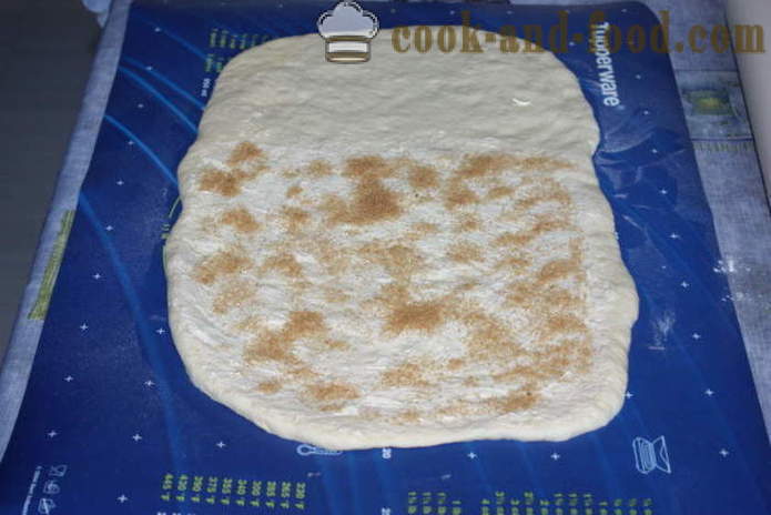 Saldūs mielių tešla sluoksniuotos puffmaffinov - kaip padaryti keistokas mielių tešlos bandelės, receptas su nuotrauka