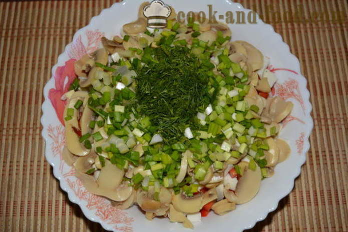 Salotos su kalmarų, pievagrybių, agurkų ir pipirų - kaip parengti salotos su kalmarais ir grybais, žingsnis po žingsnio receptas nuotraukomis
