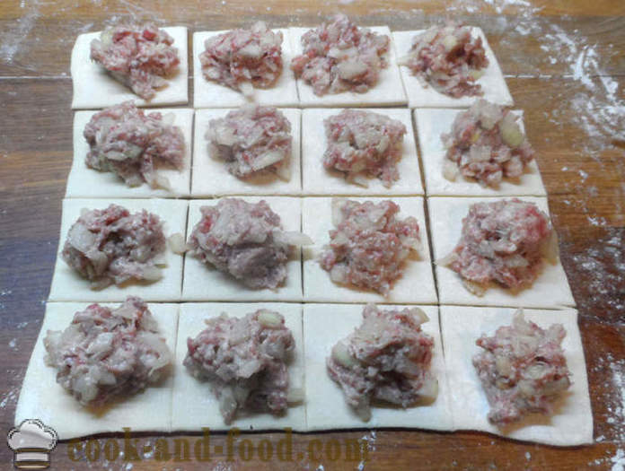 Sluoksniuotos tirštos Chrizantema - kaip virėjas mėsos pyragas chrysanthemum sluoksniuotos tešlos, su po žingsnio receptas nuotraukomis žingsnio