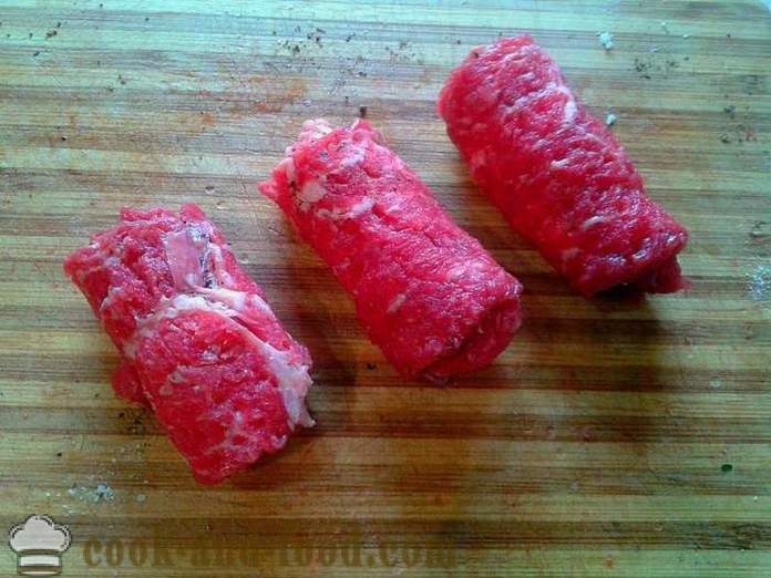 Mėsos suktinukai keptuvėje - kaip virėjas mėsos ritinėlius su įdaru, žingsnis po žingsnio receptas nuotraukomis