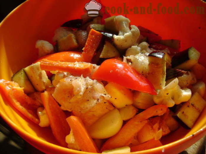Vištienos filė su daržovėmis orkaitėje - kaip virėjas vištienos su daržovėmis, žingsnis po žingsnio receptas nuotraukomis