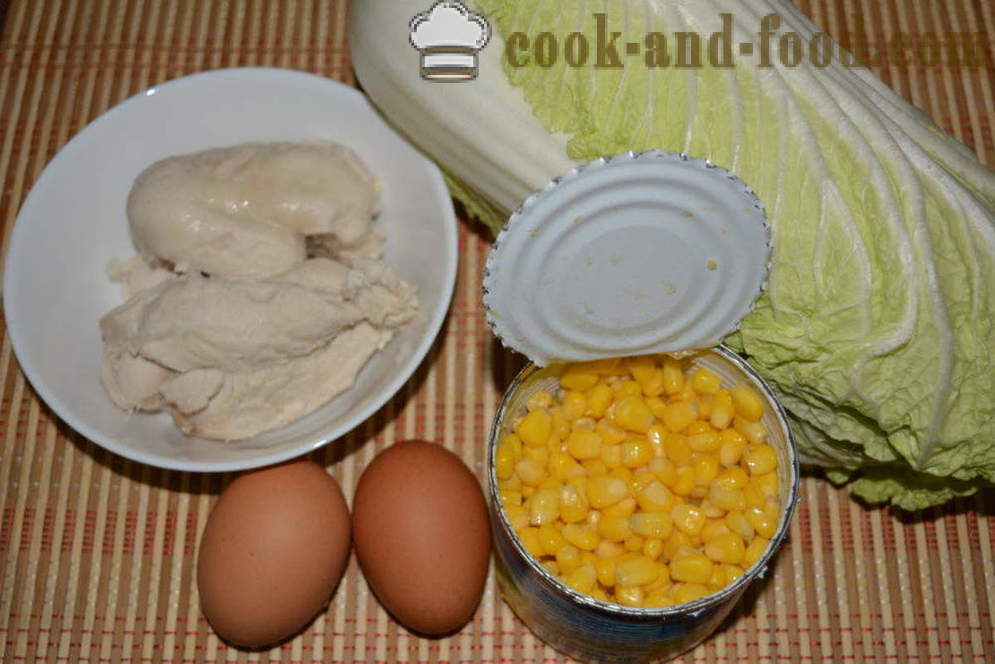 Paprastas salotos su kinų kopūstais, vištienos ir kukurūzų - Kaip parengti kinų kopūstų salotos su vištienos krūtinėlė, žingsnis po žingsnio receptas nuotraukomis