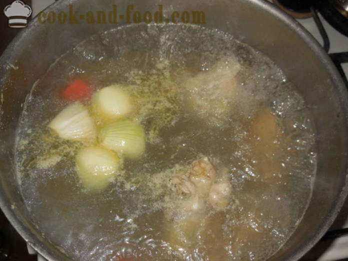 Dietiniai sriuba sultinys kalakutiena su daržovėmis - kaip virėjas skanus kalakutienos sriuba, žingsnis po žingsnio receptas nuotraukomis
