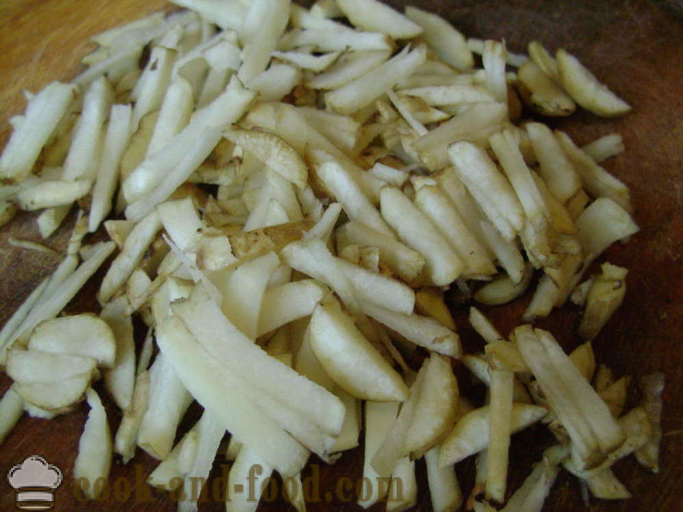 Lieknas buvo su miežių ir marinuotais agurkais - kaip virėjas Bezmięsny marinatas su miežių, žingsnis po žingsnio receptas nuotraukomis
