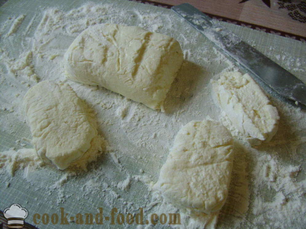Varškės sūrio pyragai be kepimo sodos - kaip padaryti, kad varškės sūris blynai keptuvėje, žingsnis po žingsnio receptas nuotraukomis