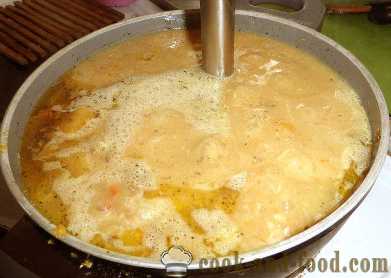 Moliūgų sriuba su grietinėlės ir mėsos - kaip virėjas skanus moliūgų sriuba su grietinėle, su po žingsnio receptas nuotraukomis žingsnio