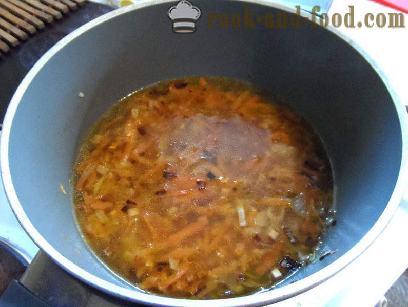 Moliūgų sriuba su grietinėlės ir mėsos - kaip virėjas skanus moliūgų sriuba su grietinėle, su po žingsnio receptas nuotraukomis žingsnio