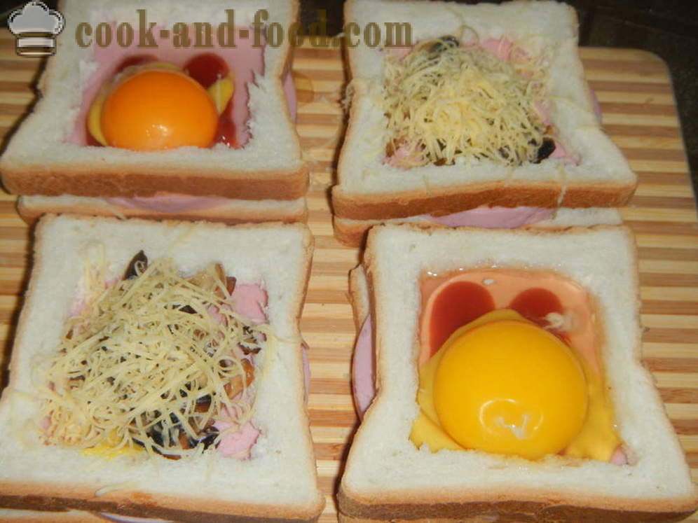 Karšta sumuštiniai su kiaušiniu orkaitėje - Kaip padaryti, kad karšto sumuštinį su kiaušiniu, dešrelėmis ir grybais, žingsnis po žingsnio receptas nuotraukomis