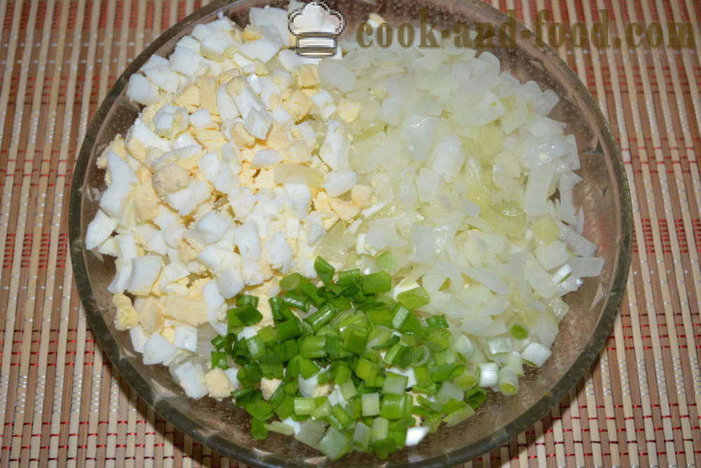 Svogūnų salotos svogūnų su kiaušiniu ir majonezu - kaip virėjas svogūnų salotos, žingsnį po žingsnio receptas nuotraukomis