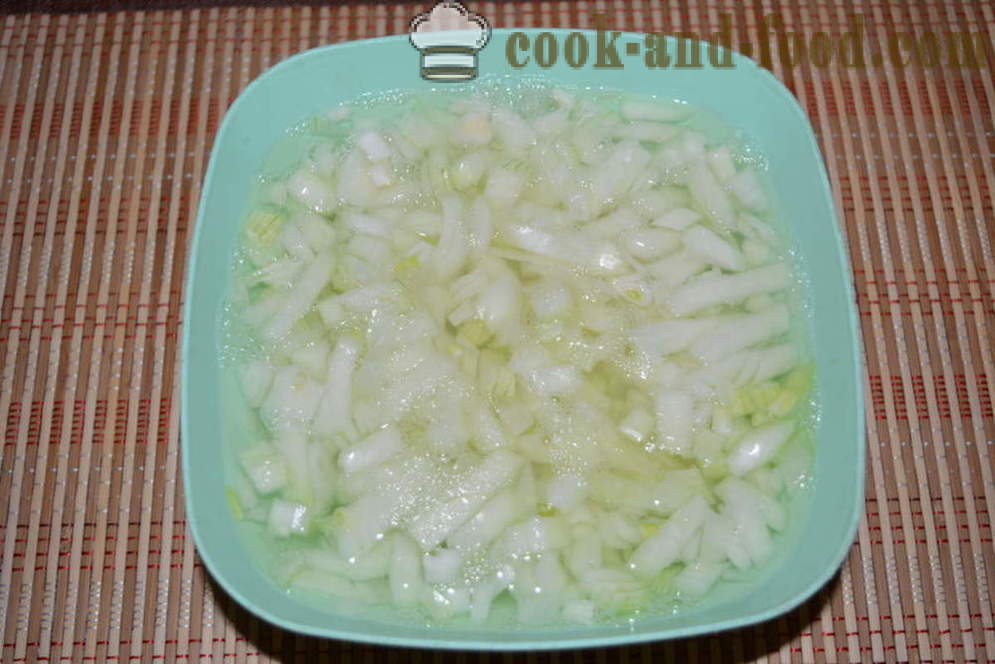 Svogūnų salotos svogūnų su kiaušiniu ir majonezu - kaip virėjas svogūnų salotos, žingsnį po žingsnio receptas nuotraukomis
