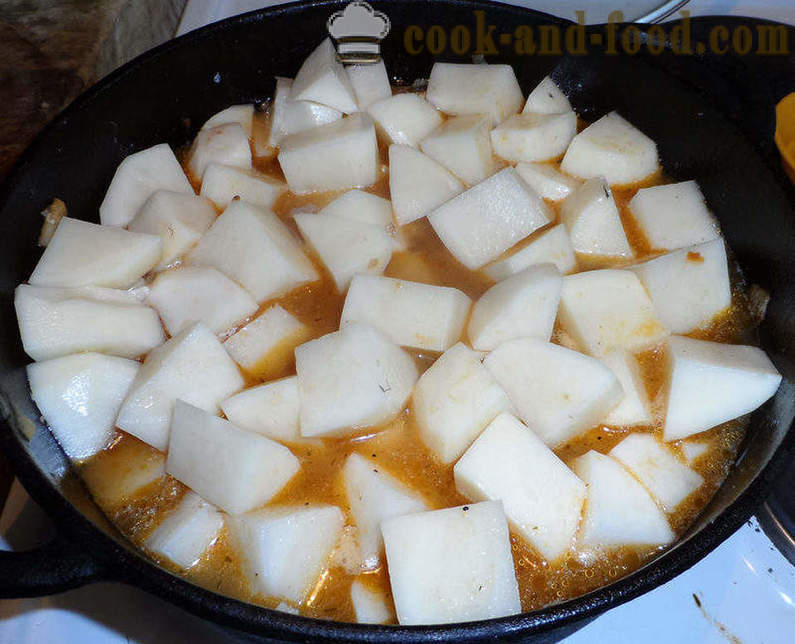 Guliašas sriuba Vengrų - kaip virėjas guliašas sriuba su chipetkami, žingsnis po žingsnio receptas nuotraukomis