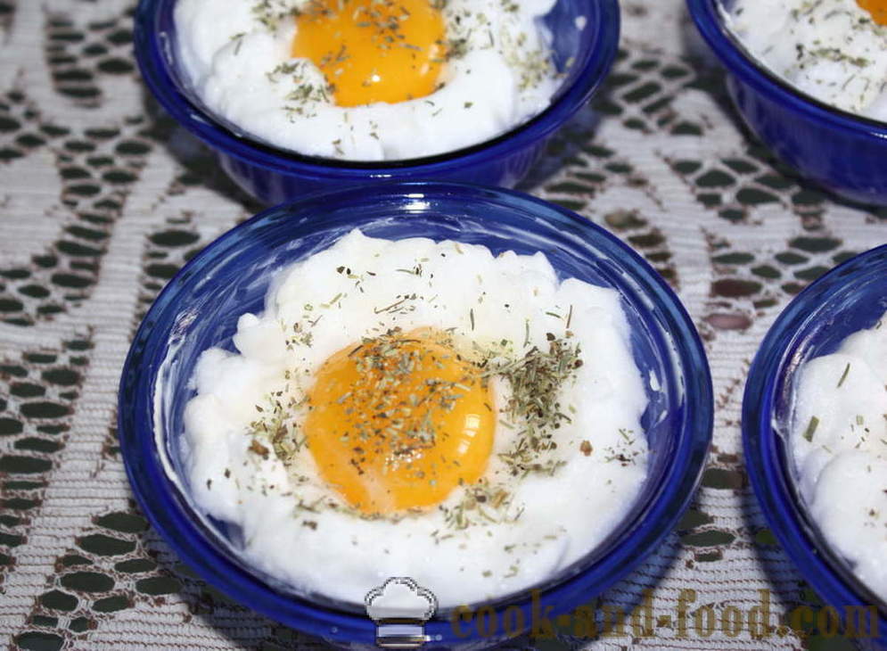 Neįprastos kiaušiniai su sūriu skardinėse - kaip virėjas plakta kiaušinienė orkaitėje, su po žingsnio receptas nuotraukomis žingsnio