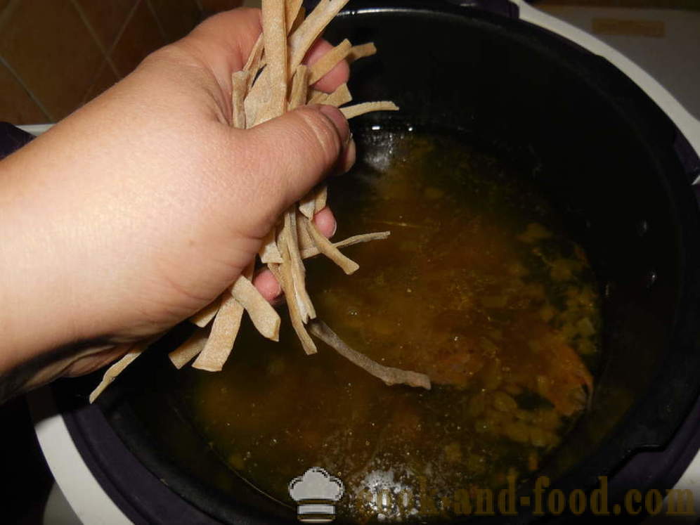 Sriuba su naminiais makaronais ir vištienos širdyse - kaip virėjas vištienos sriuba multivarka, žingsnis po žingsnio receptas nuotraukomis