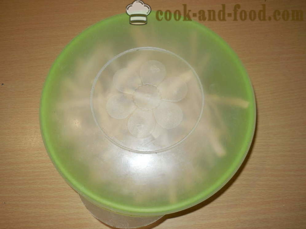 Makaronai ant kiaušinių, be vandens - kaip padaryti, kad naminis makaronai sriubai, žingsnis po žingsnio receptas nuotraukomis