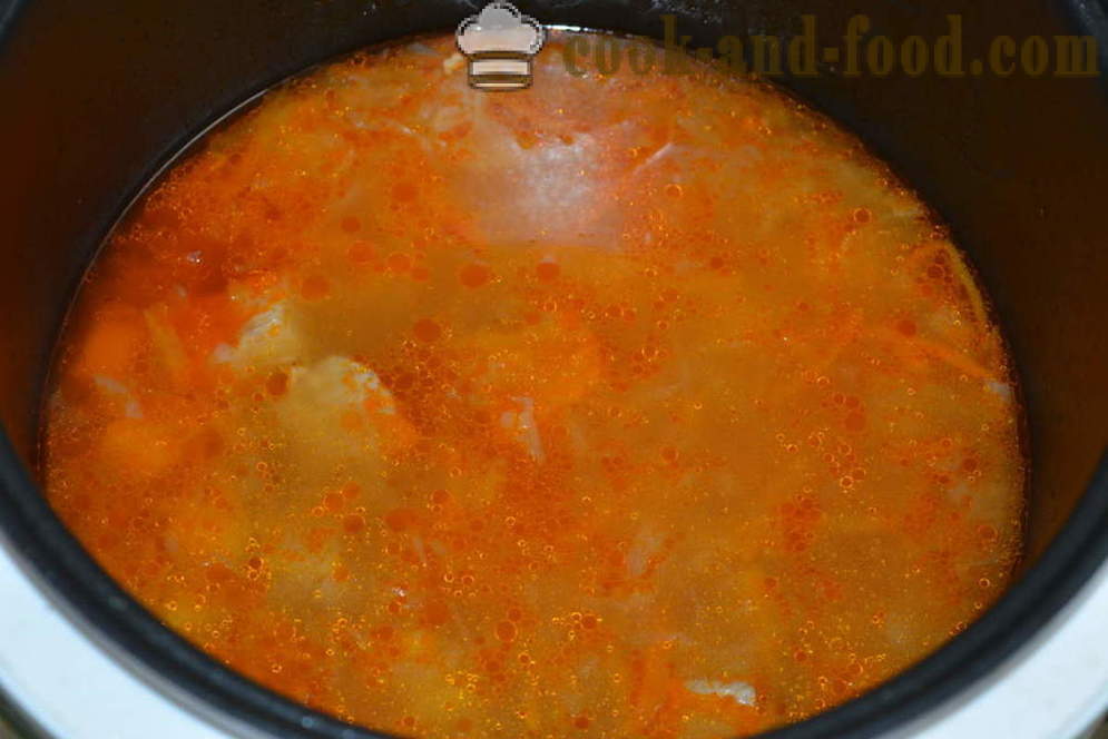 Rūgštus sriuba rauginti kopūstai su mėsos multivarka - kaip virėjas sriuba rauginti kopūstai į multivarka, žingsnis po žingsnio receptas nuotraukomis