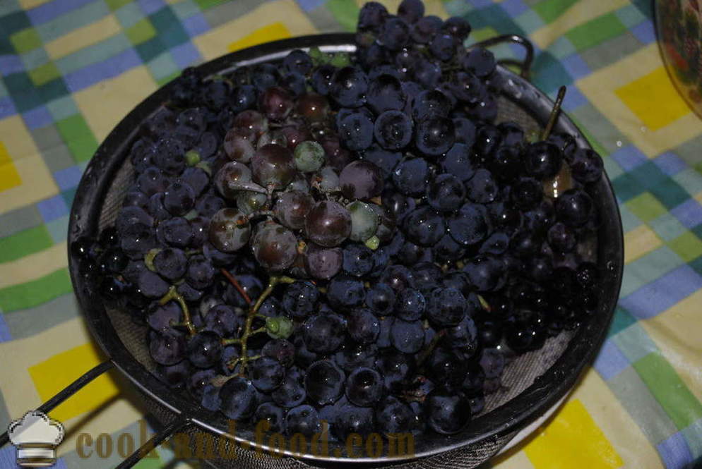 Naminis desertas riešutų ir vynuogių sulčių, taip pat greitai paruošti namų desertais churchkhela, paprastą receptą su nuotrauka