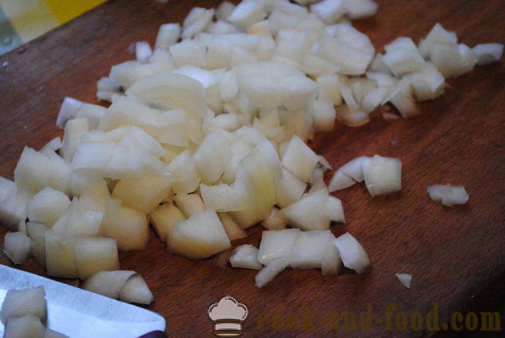 Sluoksniuotos salotos su grybais ir sūriu - Kaip paruošti sluoksniuotą salotos su grybais, žingsnis po žingsnio receptas nuotraukomis
