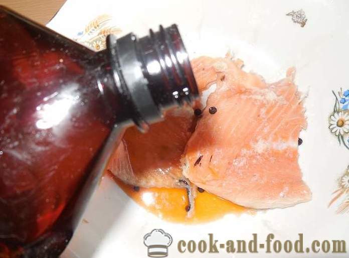 Kaip marinuoti griovelių raudonos žuvies su skystu dūmų - skanus receptas keteros sūdyta lašiša, su nuotraukomis