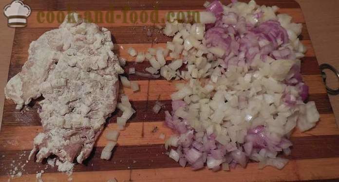 Namų kiaulienos pjausnių su svogūnais į keptuvę - Kaip parengti skanus kepsniai, žingsnis po žingsnio receptas nuotraukomis