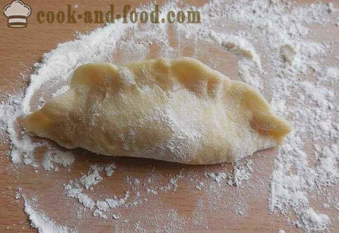 Oro mielių pyragai su uogiene orkaitėje - kaip virėjas pyragai su uogiene, su po žingsnio receptas nuotraukomis žingsnio