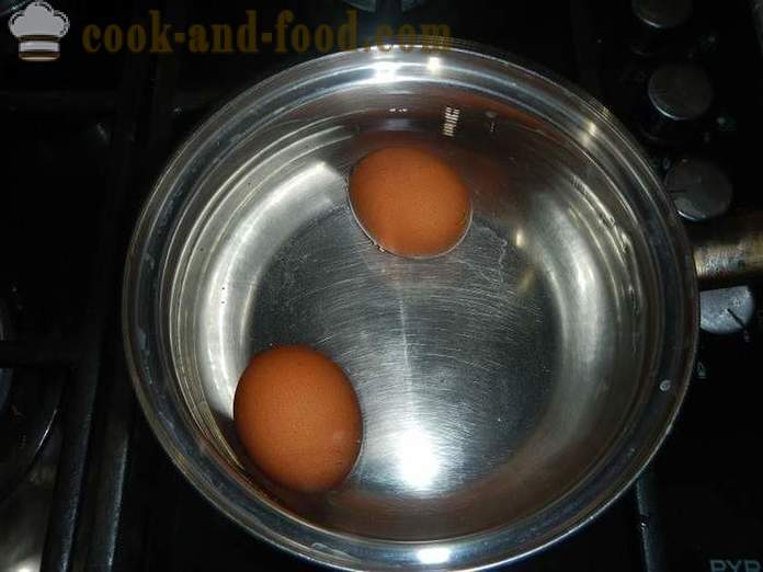 Skanus kukuliai įdaryti kiaušinių ir sūrio - kaip virėjas kukuliai su įdaru, žingsnis po žingsnio receptai su nuotraukomis.