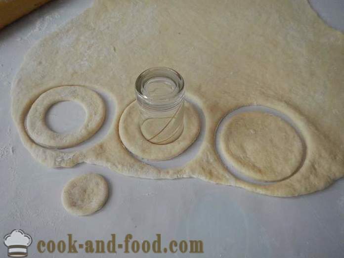 Gavėnios saldus spurgos ant mielių ir vandens, kepti keptuvėje - kaip virėjas spurgos mielėse, receptas su nuotrauka