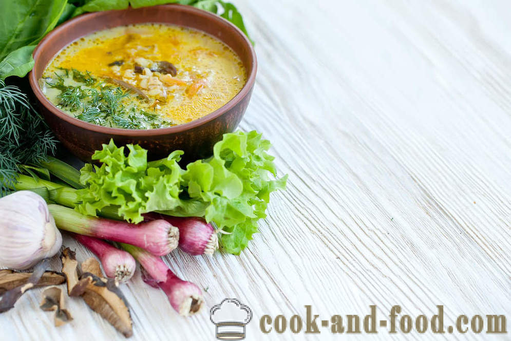 Pasiruošimas neįprastus patiekalus: sriuba su žirnių ir grybų - Video receptai namuose